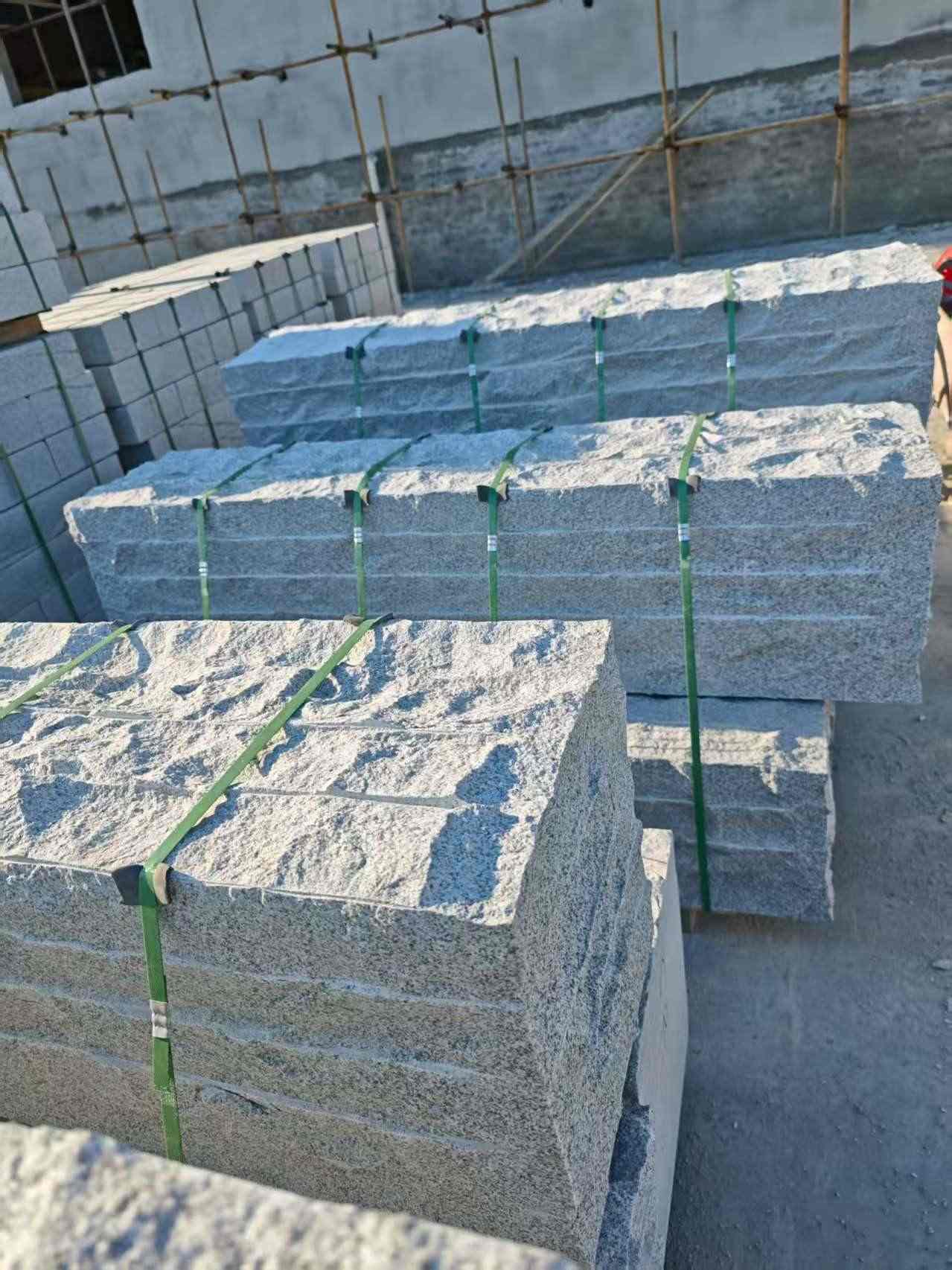 晋城芝麻白自然面整石 坐凳